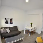 Marina Apartment *